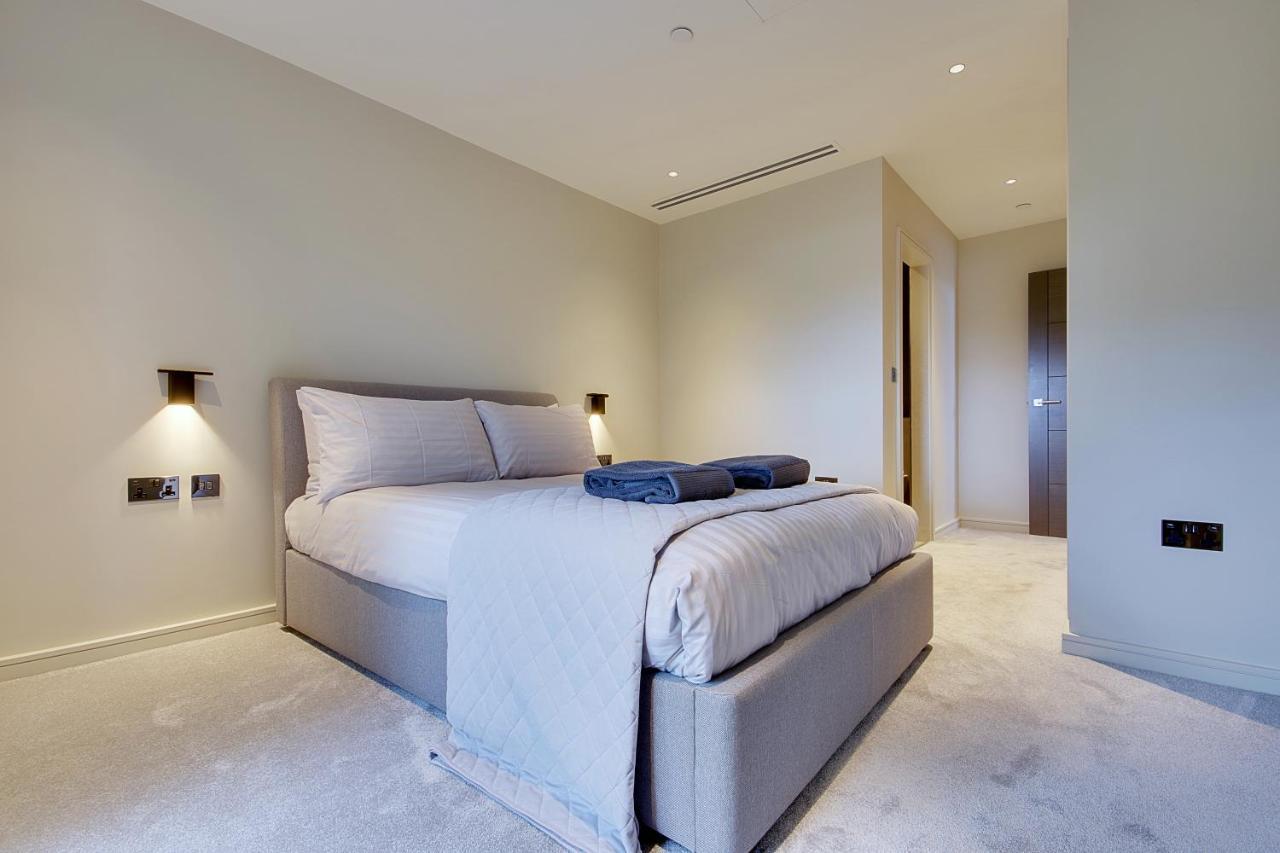 Luxury 3 Bed Flat With Large Terrace, Sea Views And Hot Tub Apartment Canford Cliffs ภายนอก รูปภาพ